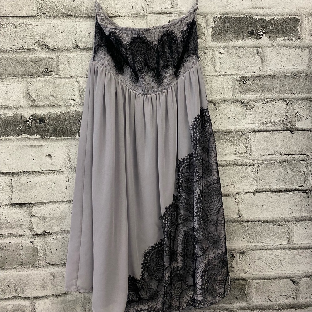 Grey & Lace Strapless Doe & Rea